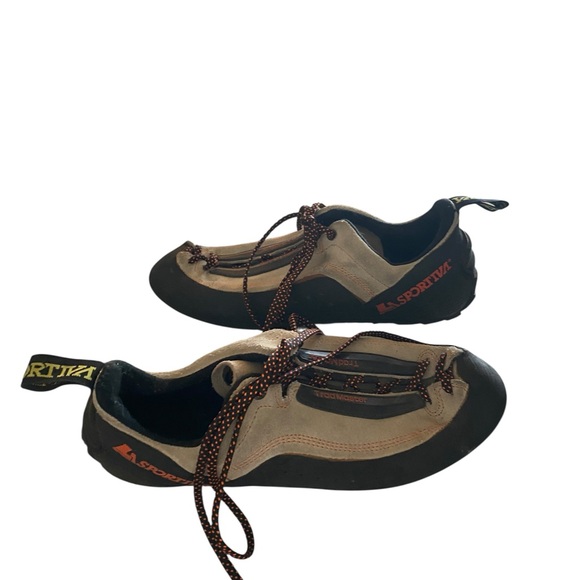 La Sportiva Tradmaster Cream Climbing Shoes Men’s size 10 main image 4